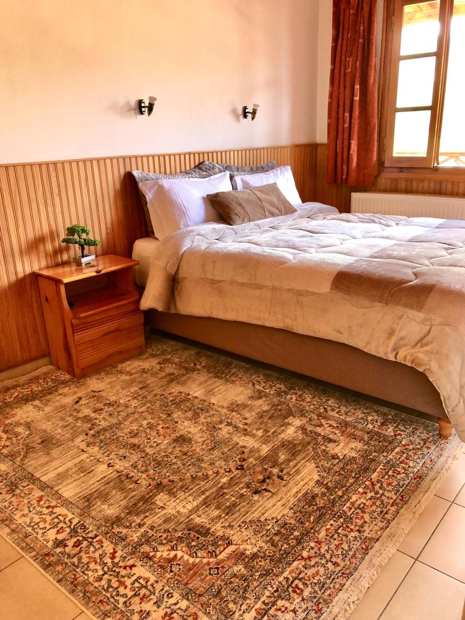 Apostolos Hotel Maçova Dış mekan fotoğraf